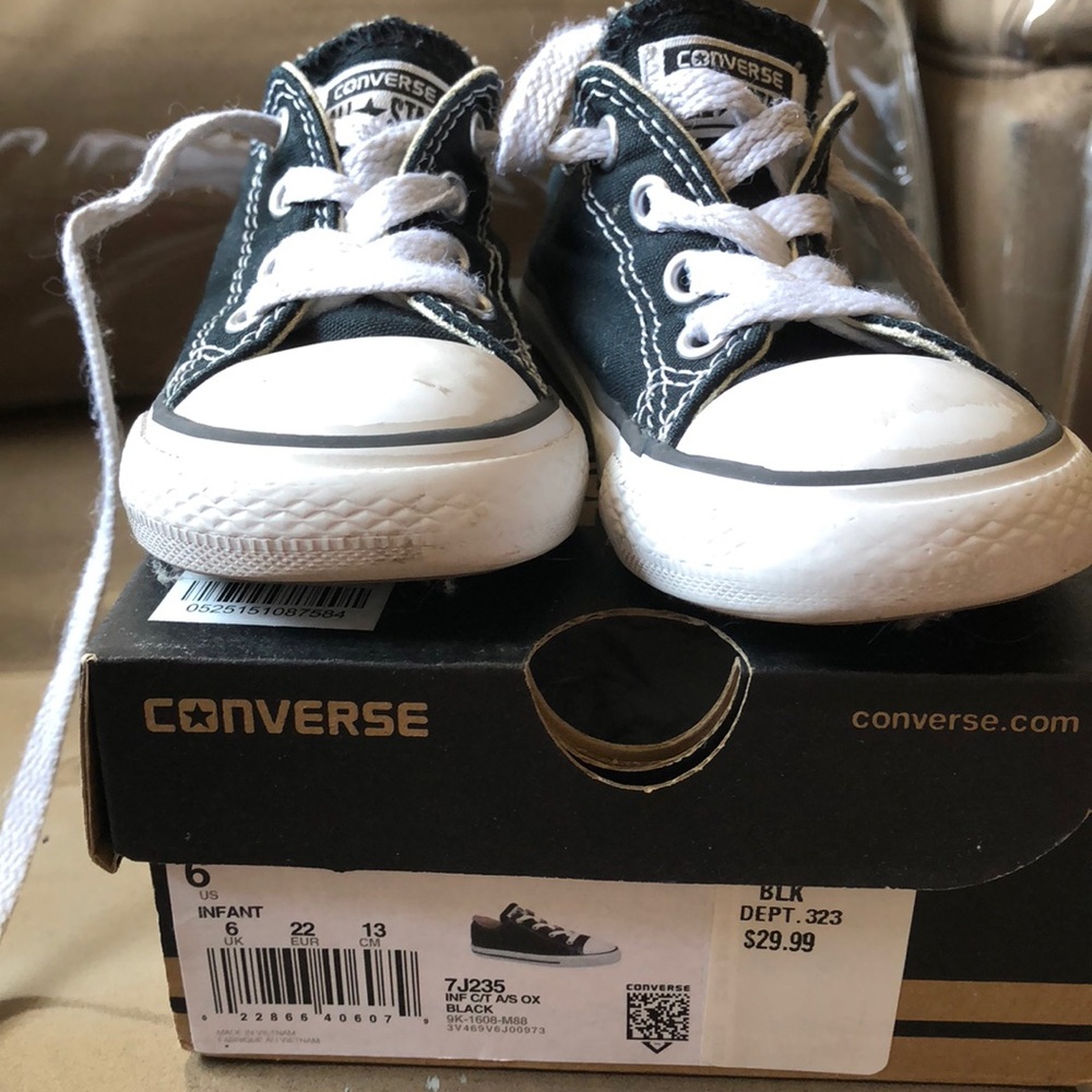Converse Low Top Black- Toddler size 6